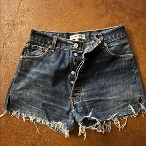 Re/done Levi’s dark wash size 26